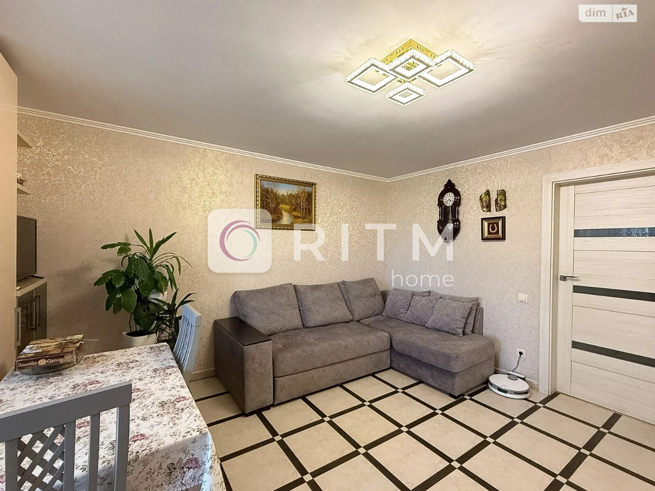 Apartment for Sale in Microdistrict 55