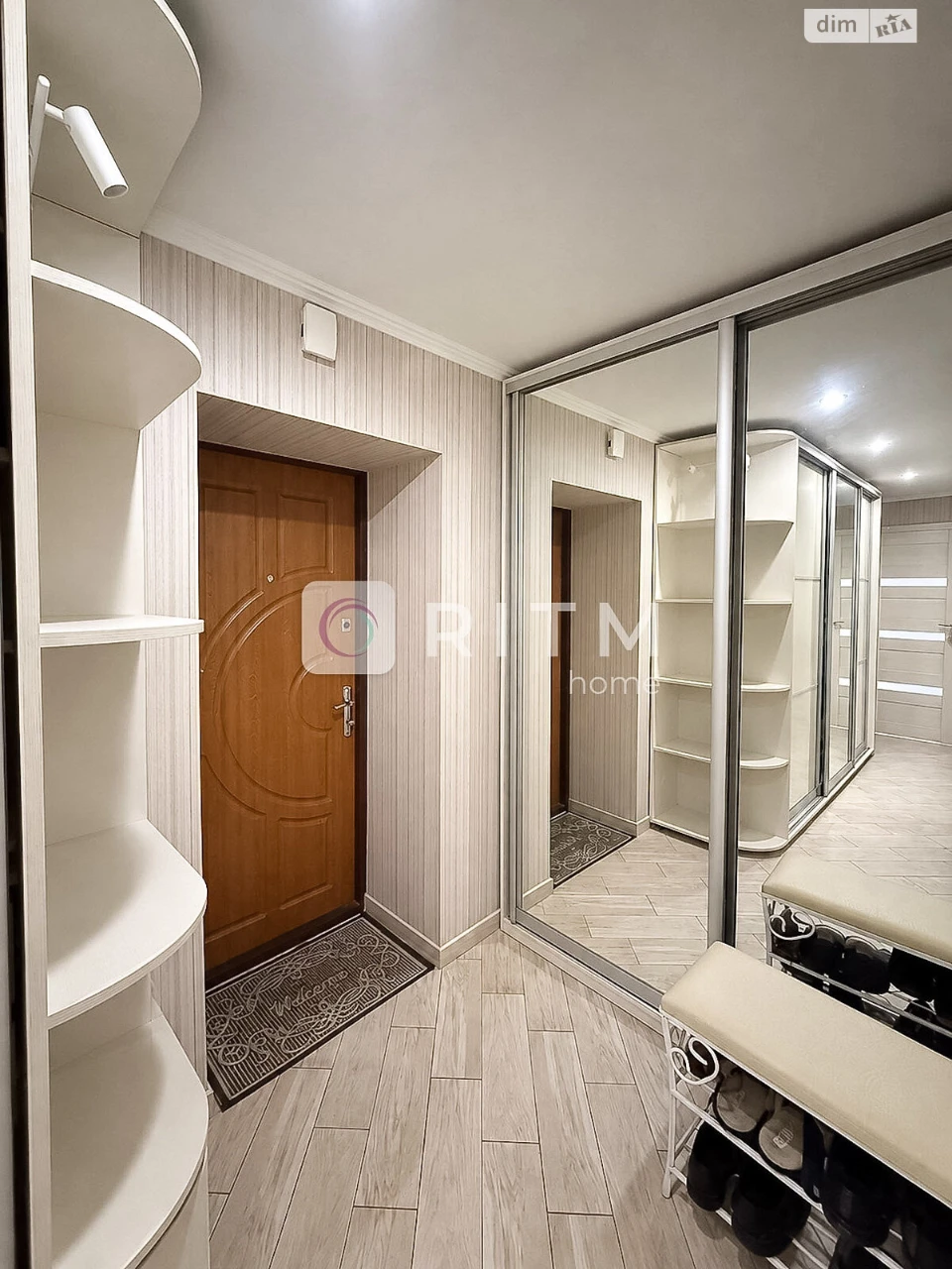 Apartment for Sale in Microdistrict 55