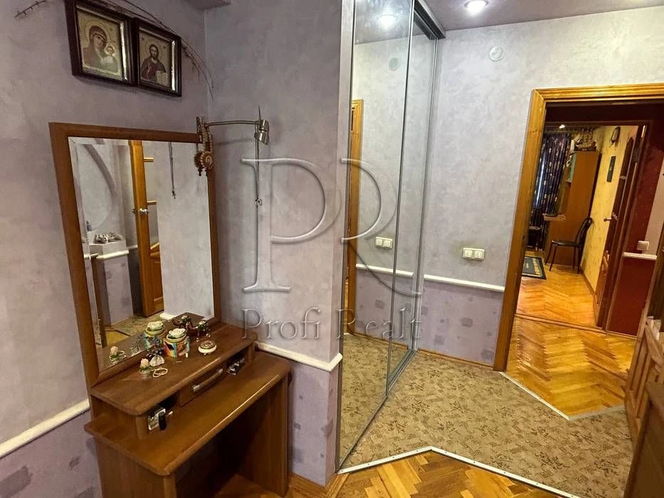 Продаж 3-кімнатного апартаменту за адресою: вулиця Віталія Скакуна, 9,