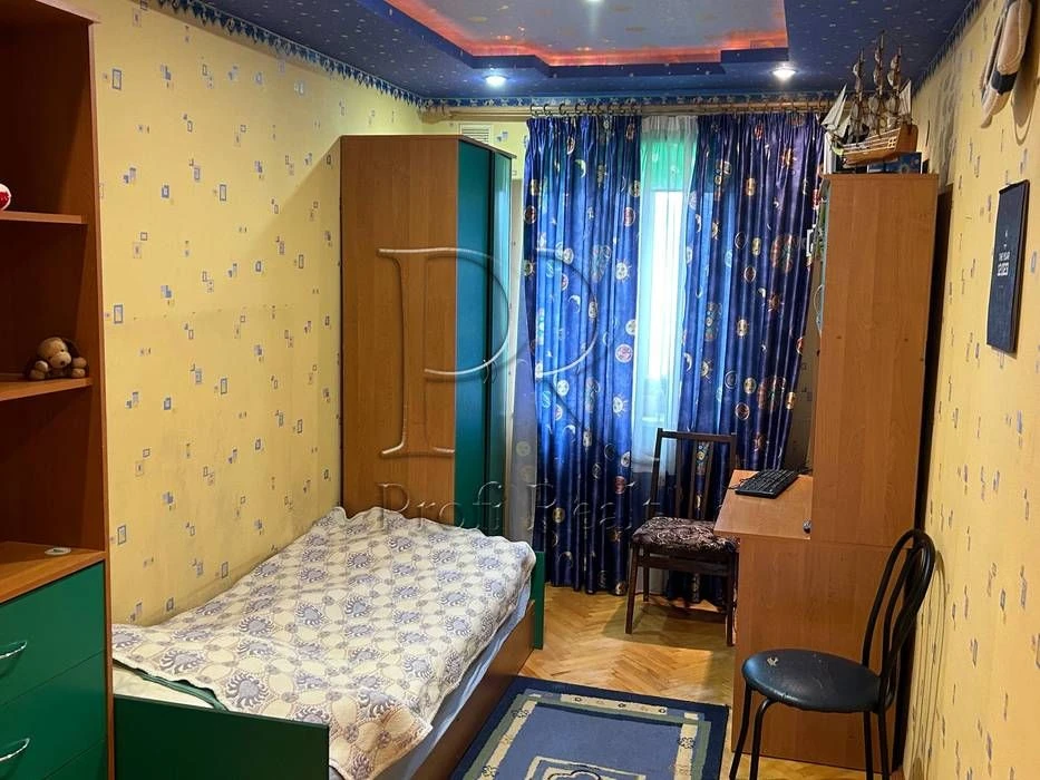 Продаж 3-кімнатного апартаменту за адресою: вулиця Віталія Скакуна, 9,