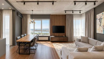 Spacious Apartment with Дніpro View for Sale