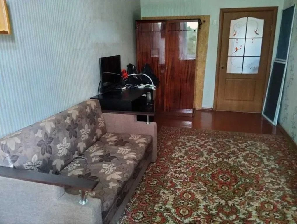 Продається 2-кімнатна квартира на вулиці Вокзальній