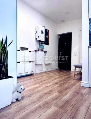 3-кімнатна квартира 104 м2, ремонт, Парк, метро Правая берег