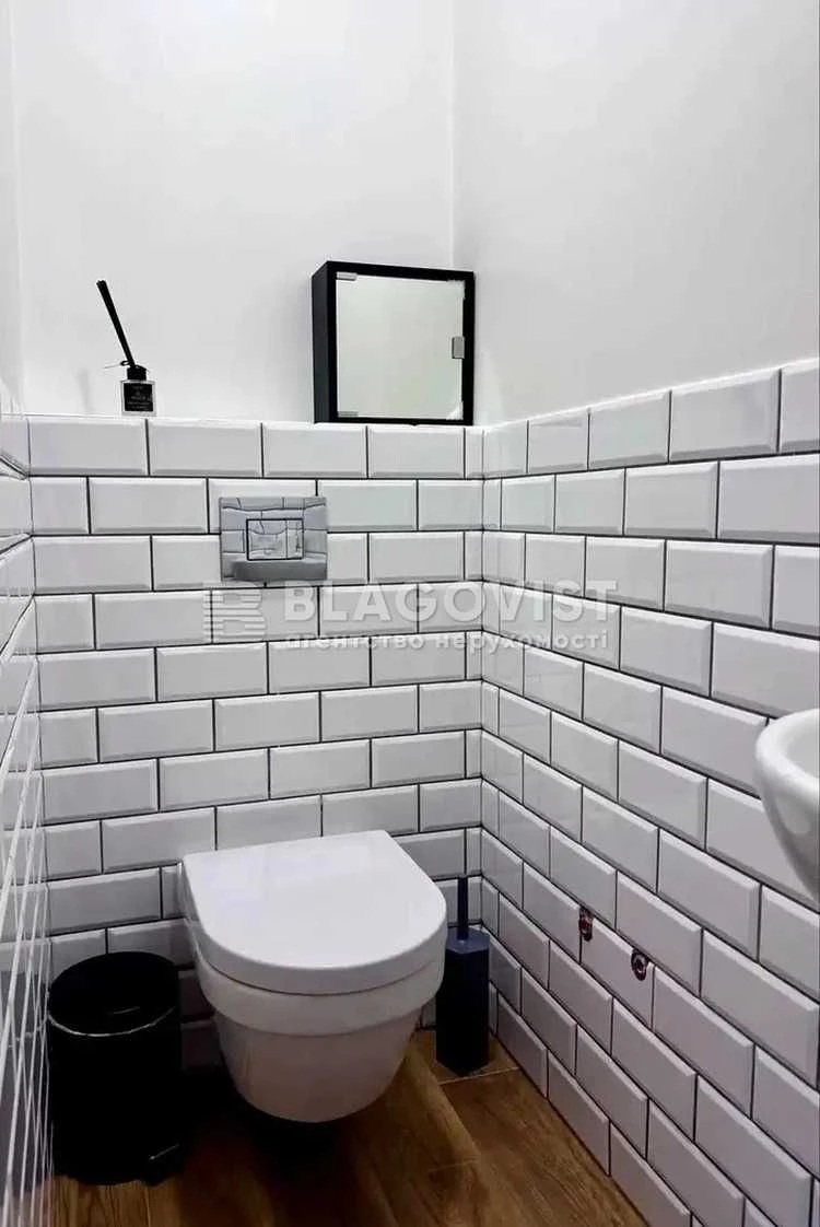 3-кімнатна квартира 104 м2, ремонт, Парк, метро Правая берег