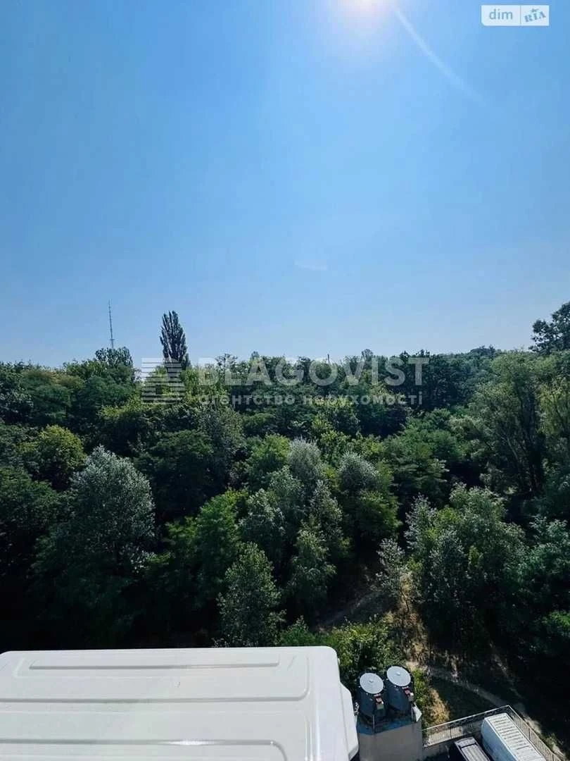 3-кімнатна квартира 104 м2, ремонт, Парк, метро Правая берег