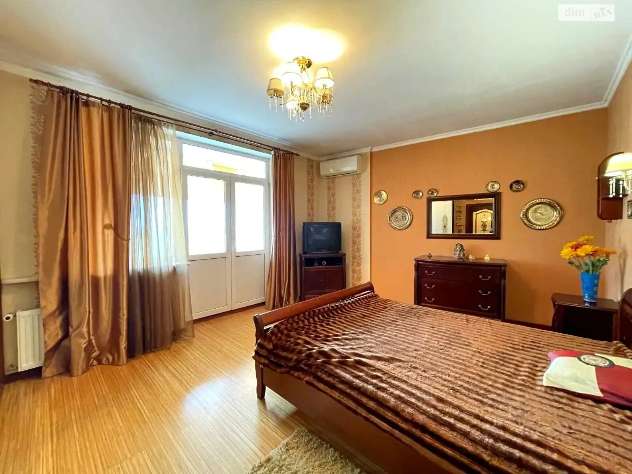 Продаж Квартира Лівобережний Масив