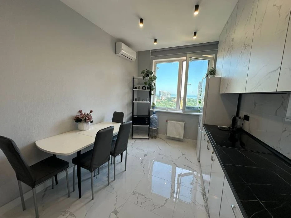 Продажа 1-комнатной квартиры 40 м² с евроремонтом в ЖК 26