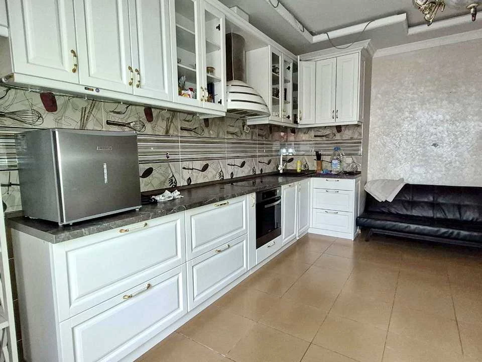 Apartment. Odessa, Arkadiys'ke plato, вул.