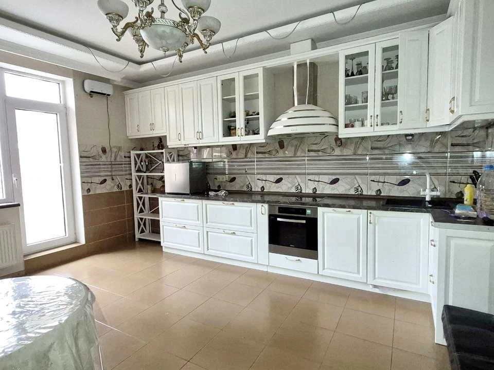Apartment. Odessa, Arkadiys'ke plato, вул.