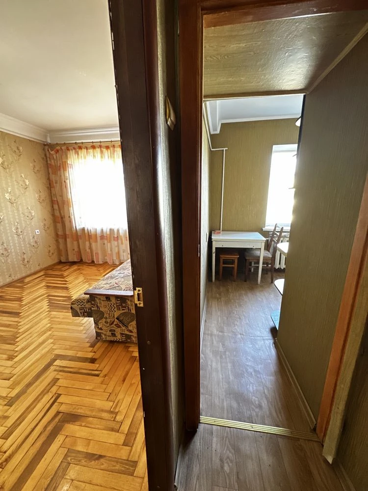 For Sale: 2-room apartment on Olympic Street
