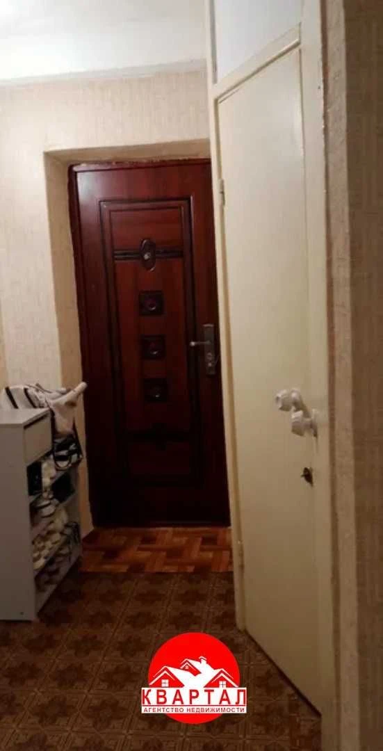 Продається 2-кімнатна квартира на Бабурці з окремими кімнатами