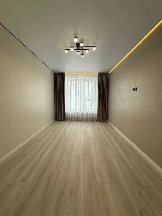 3-bedroom apartment with renovation in residential complex "Oprishivska Slobo"