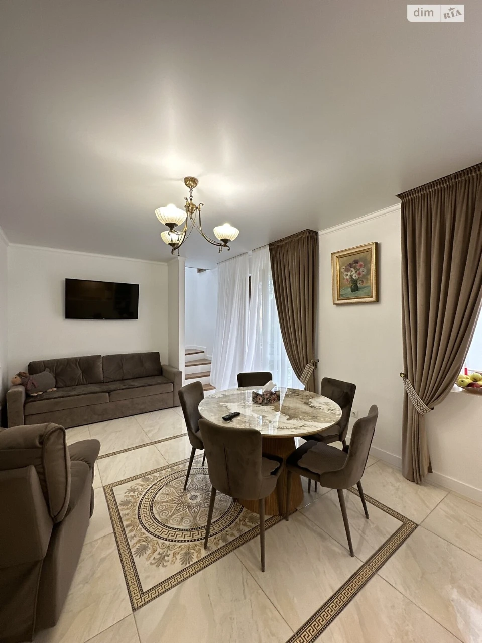 Townhouse for Sale: Ozerna