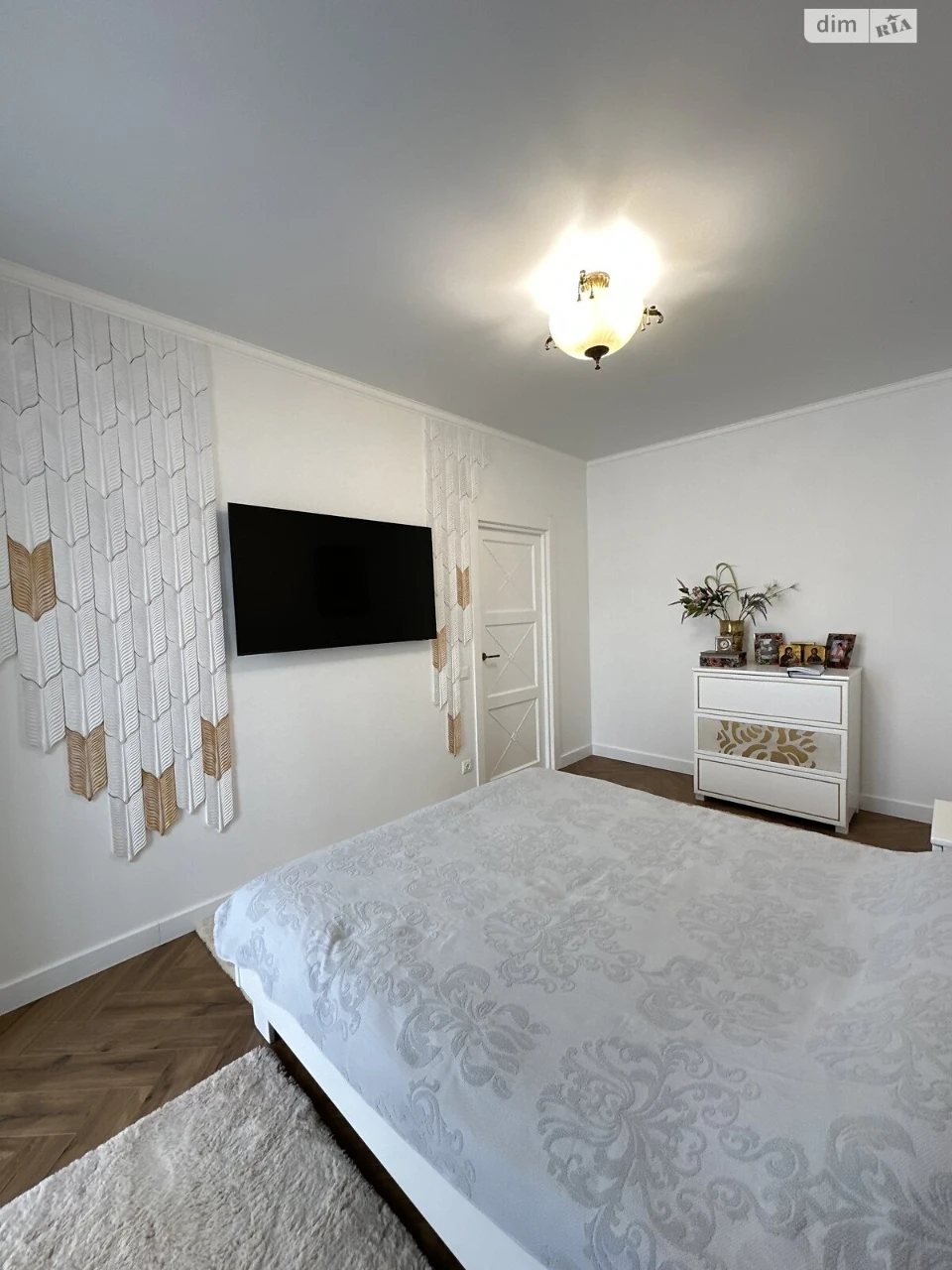 Townhouse for Sale: Ozerna
