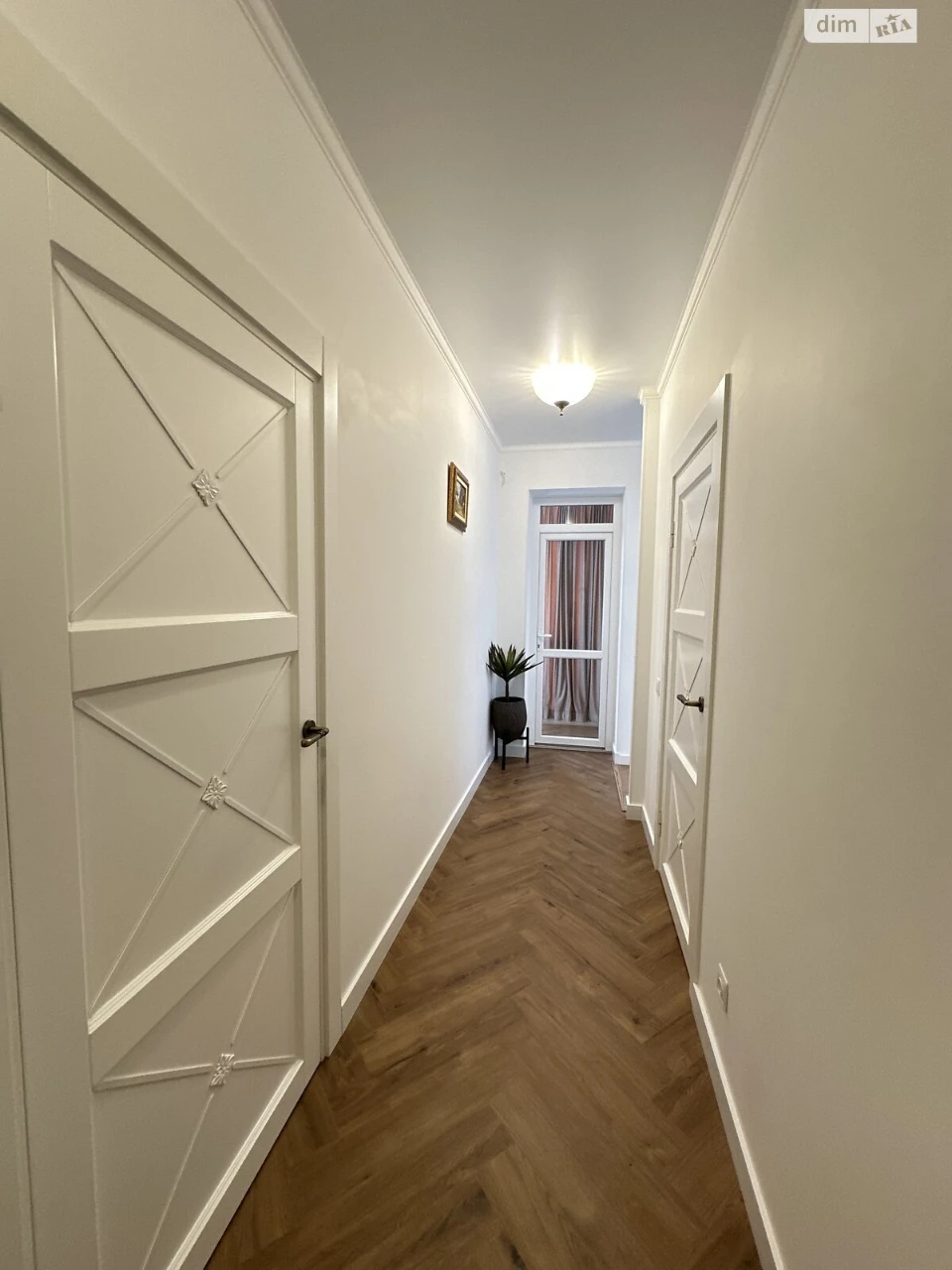 Townhouse for Sale: Ozerna