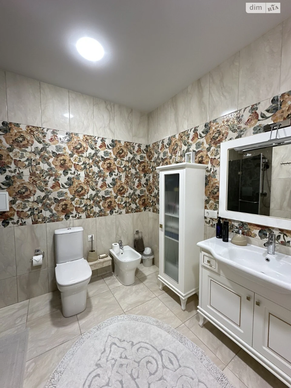 Townhouse for Sale: Ozerna