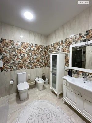 Townhouse for Sale: Ozerna