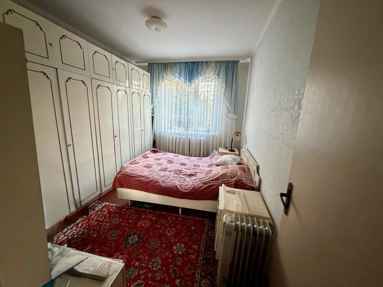 2 room apartment in Boris Ten Center, 3rd floor, renovated