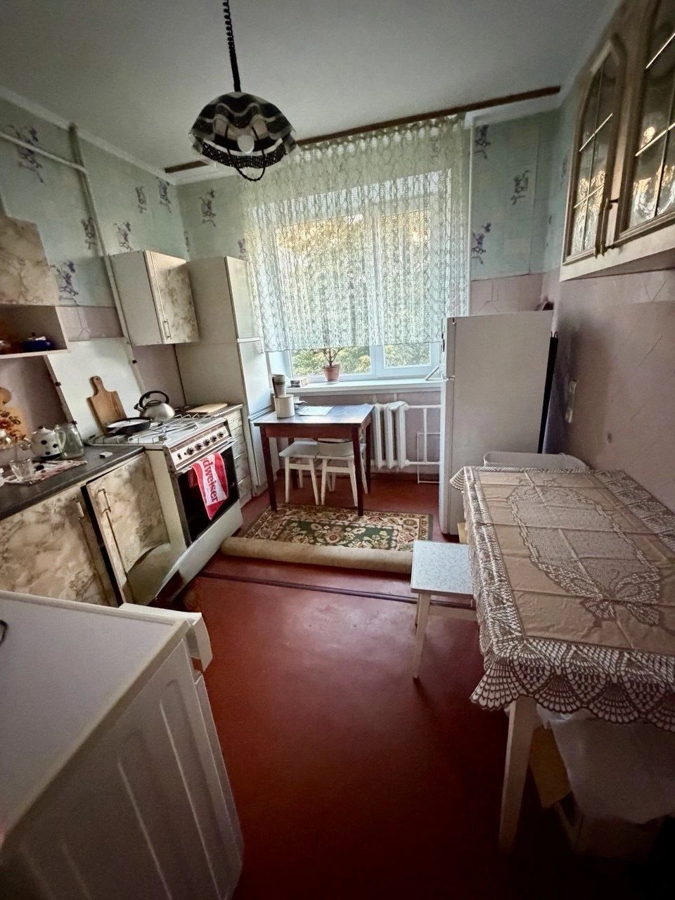 2 room apartment in Boris Ten Center, 3rd floor, renovated