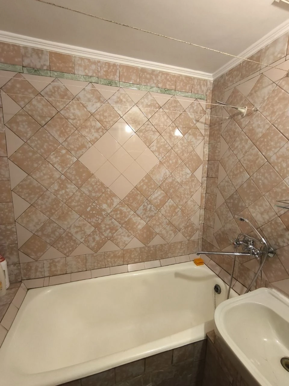 2 room apartment in Boris Ten Center, 3rd floor, renovated