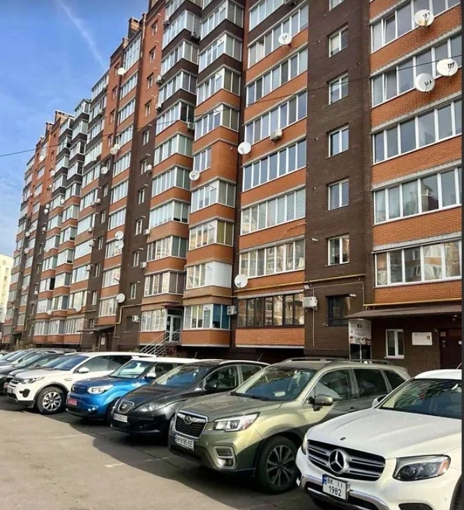 Продаж однокімнатної квартири в ЖК "Набережний квартал"
