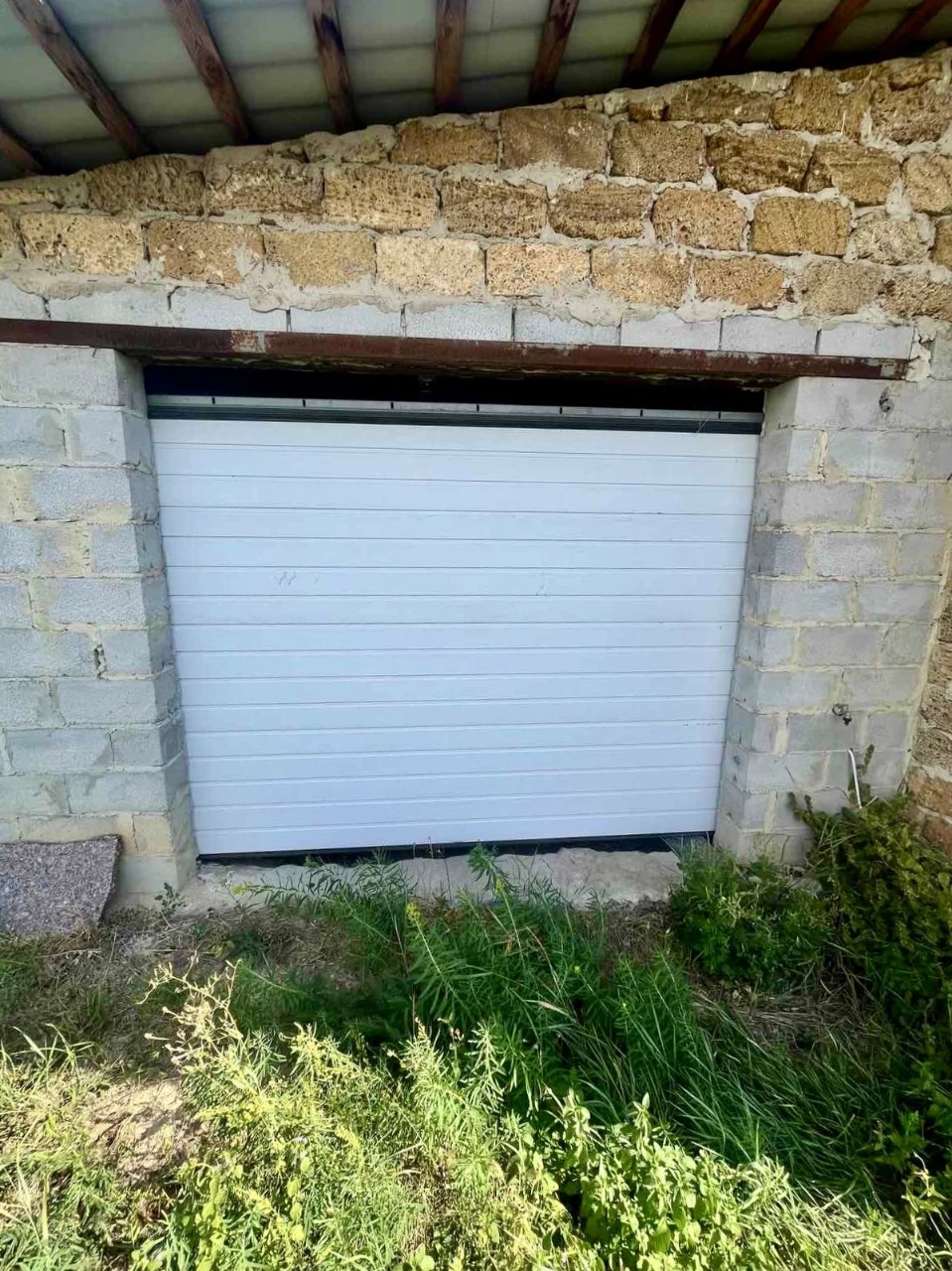 Продаж будинку в с. Новопетрівка