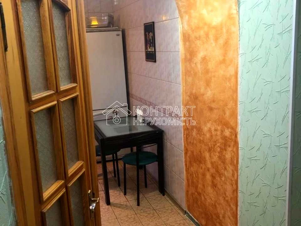 Квартира. Харків, вулиця Євгена Котляра, 2-й поверх