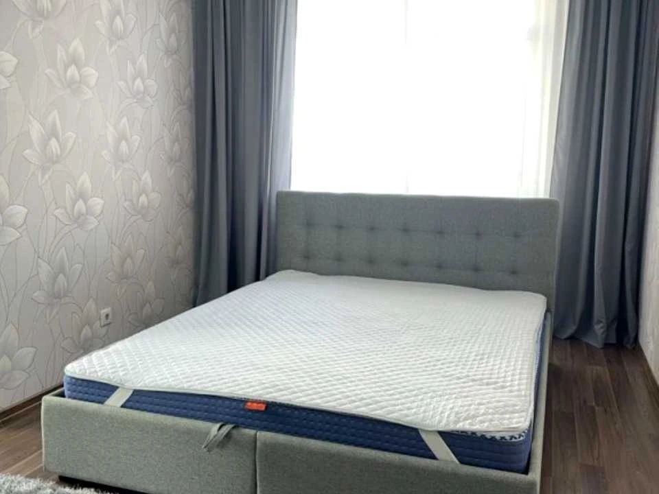Apartment. Volodymyr Naumovych Street, Kyiv