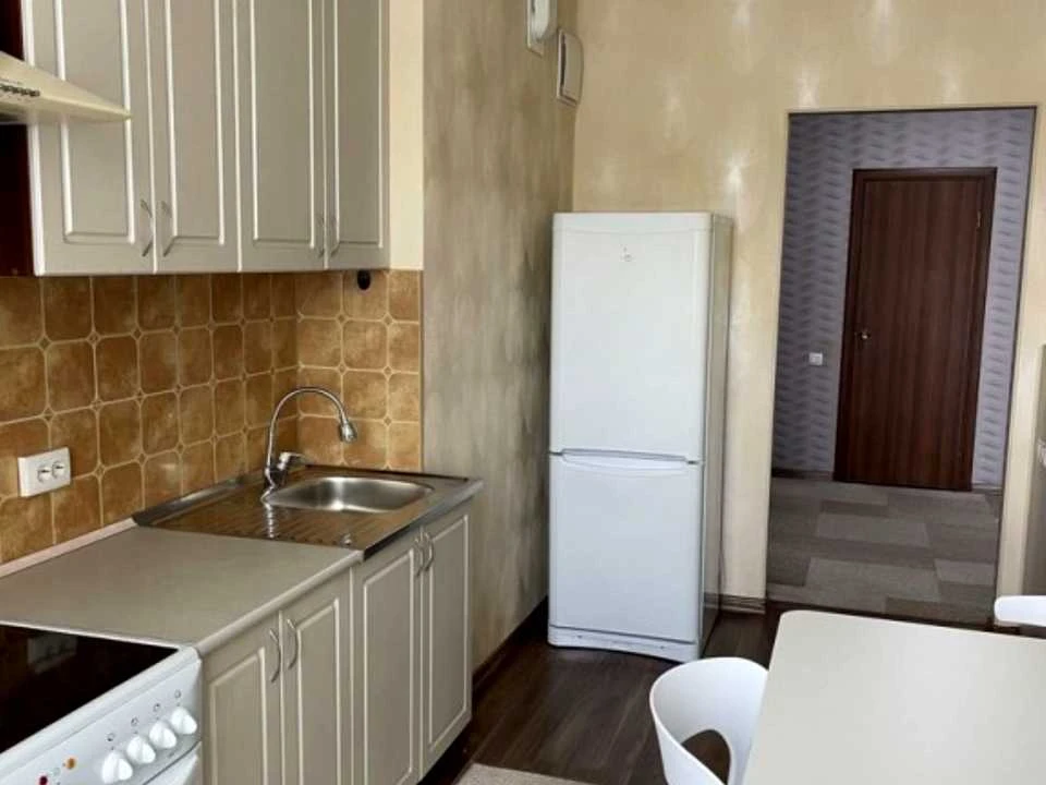 Apartment. Volodymyr Naumovych Street, Kyiv