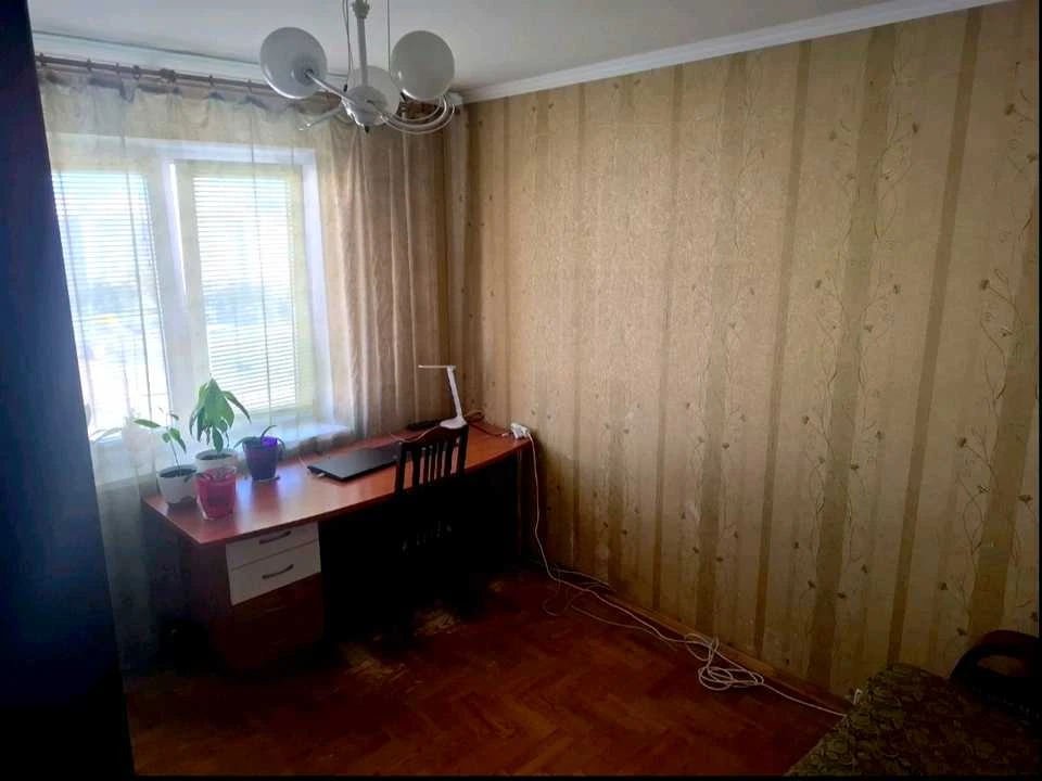 Квартира. Киев, Анны Ахматовой ул.