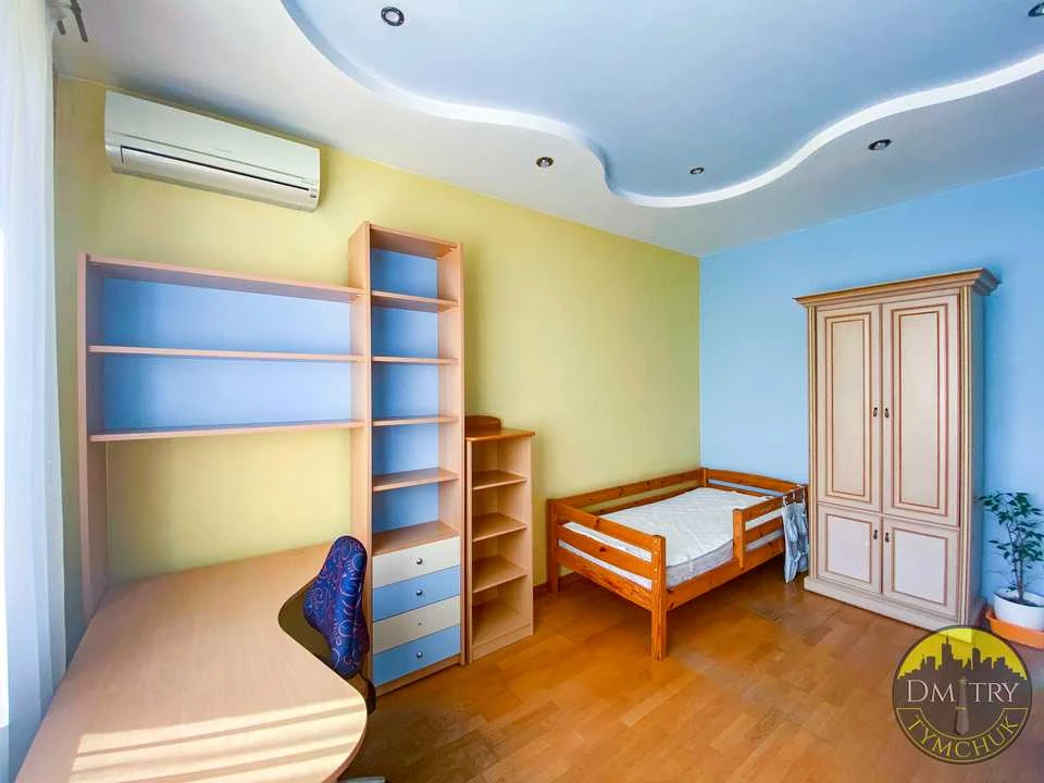Apartment. Volodymyr Yasuyka Avenue, Kyiv