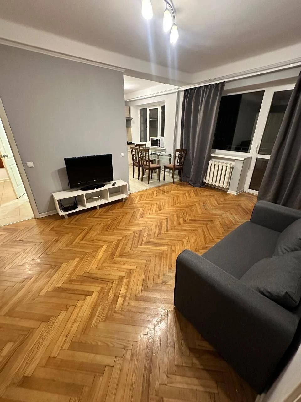 2-room apartment 45 sq.m. on Pecersky. Les Ukrainka Boulevard