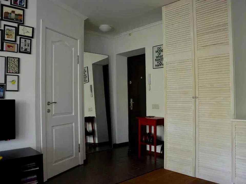 Apartment. Nimans'ka st.