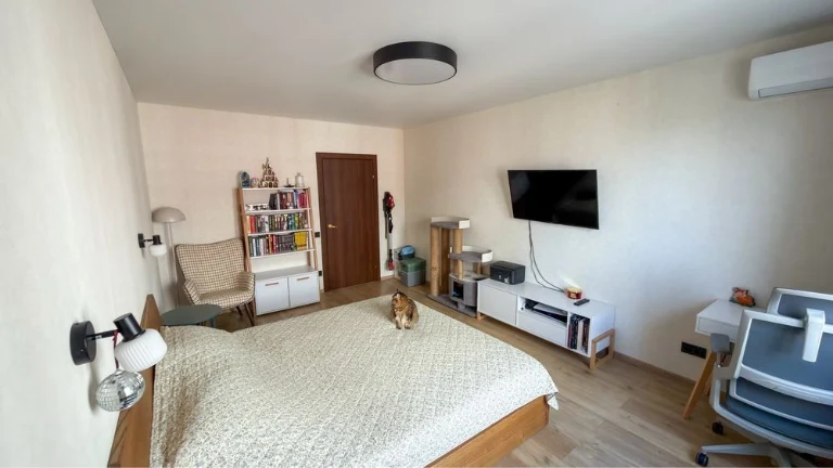 Urgent Sale: 1-Bedroom Apartment in Residence Navigátor