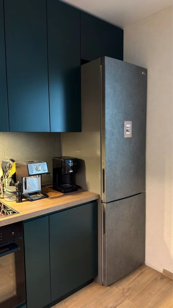 Urgent Sale: 1-Bedroom Apartment in Residence Navigátor