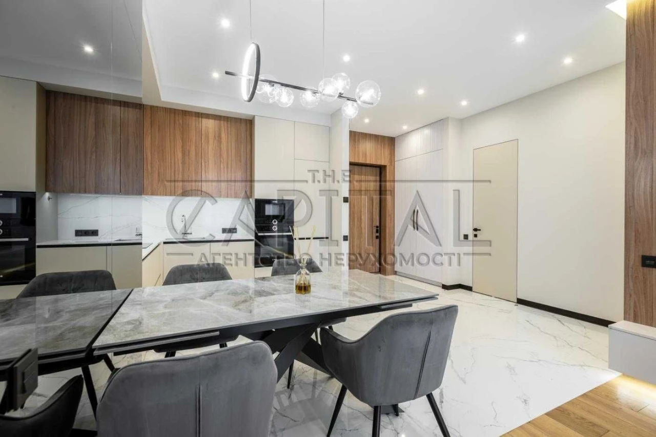 Keys) Designer 2-bedroom apartment - 85