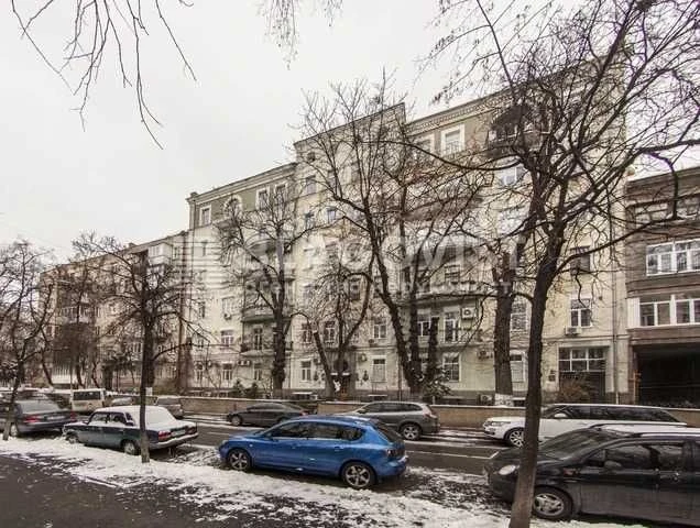 Продаж чудового апартаменту Академіка Богомольця, 5, урядовий квартал
