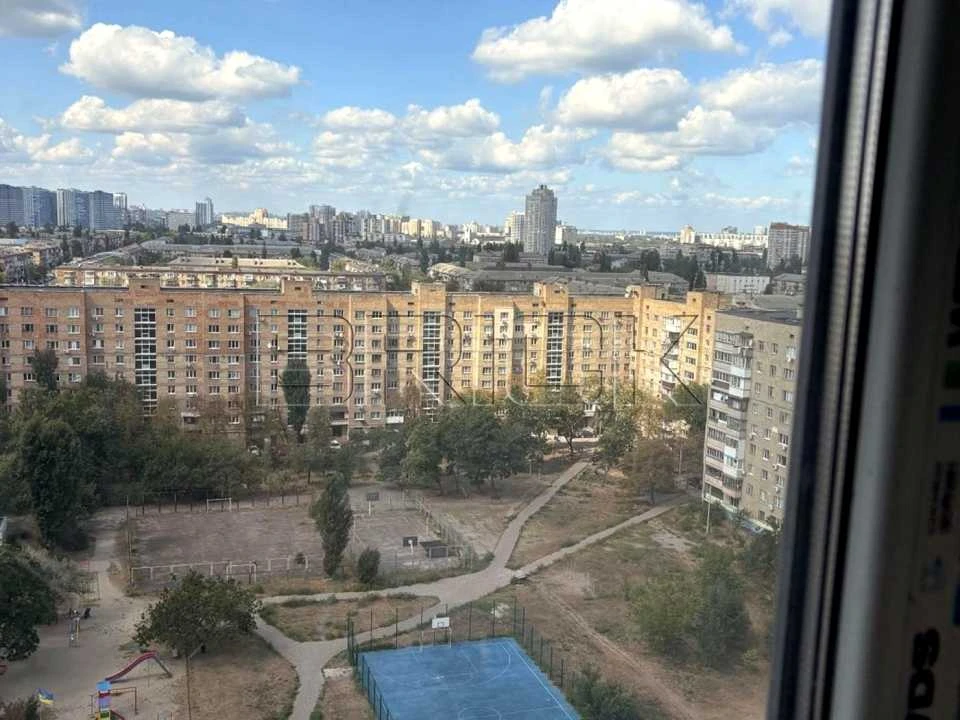 Apartment. Volodymyr Sosyura Street, Kyiv