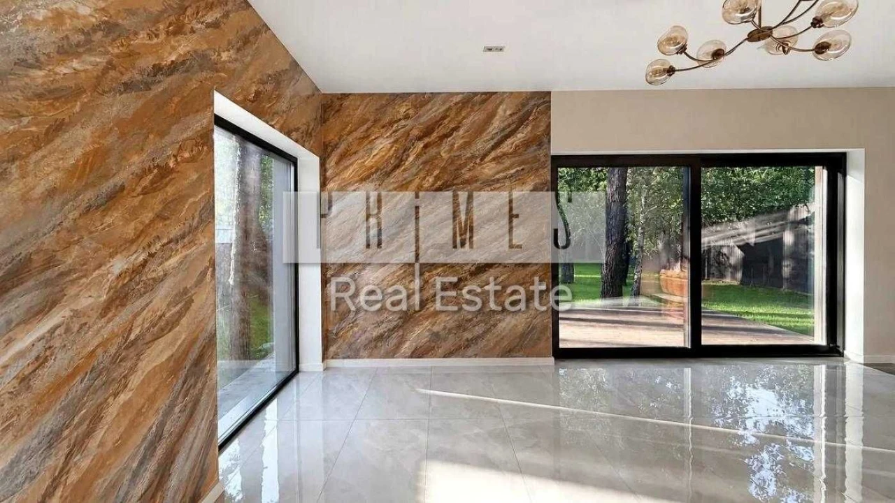 Продаж сучасного будинку 243 м² з ремонтом, Бикивня