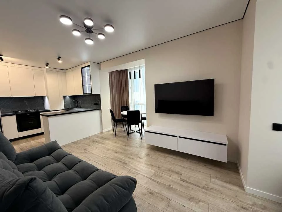 Apartment. Riven, Fabrychna St.