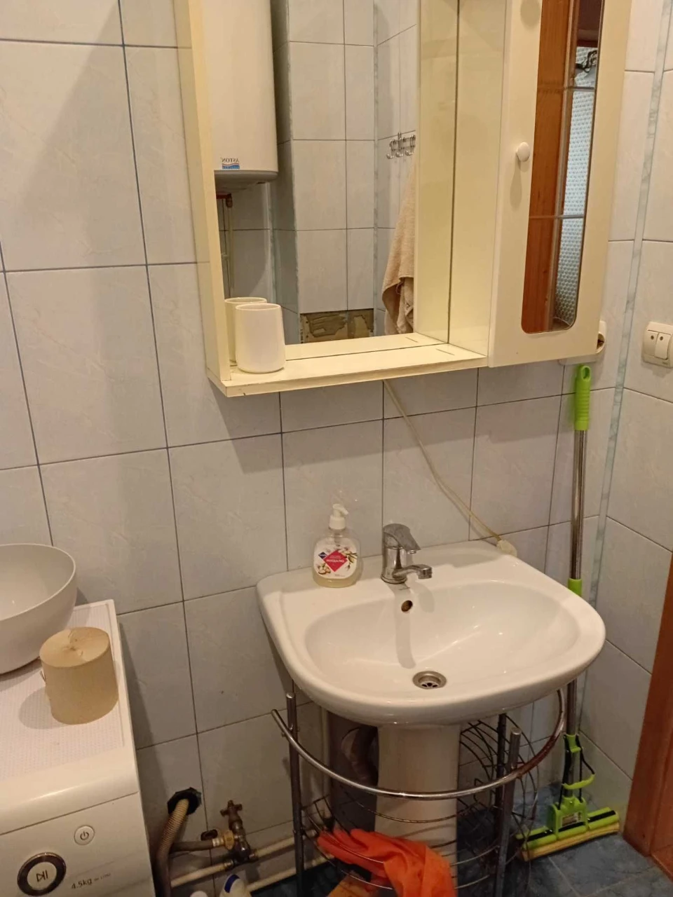 Продается 1-комнатная квартира на Руской, 40 м².