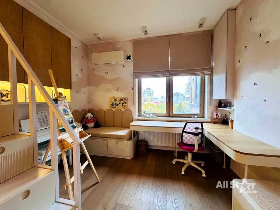 Apartment. Gogolevsky Street, Kyiv