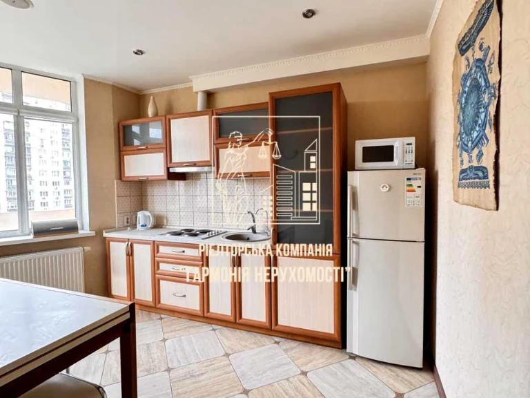 Apartment. Metropolitan Vasyl Lipkivsky Street, Kyiv