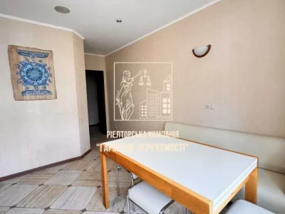 Apartment. Metropolitan Vasyl Lipkivsky Street, Kyiv