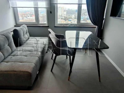 Apartment. Yunatska St, Kyiv