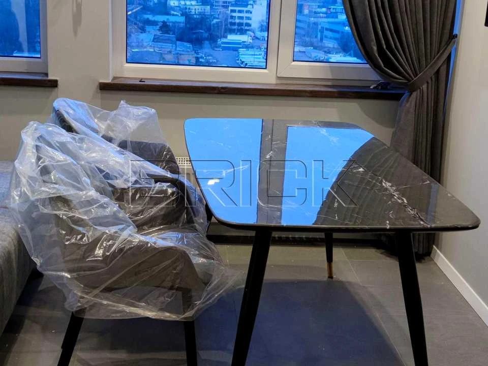 Apartment. Yunatska St, Kyiv