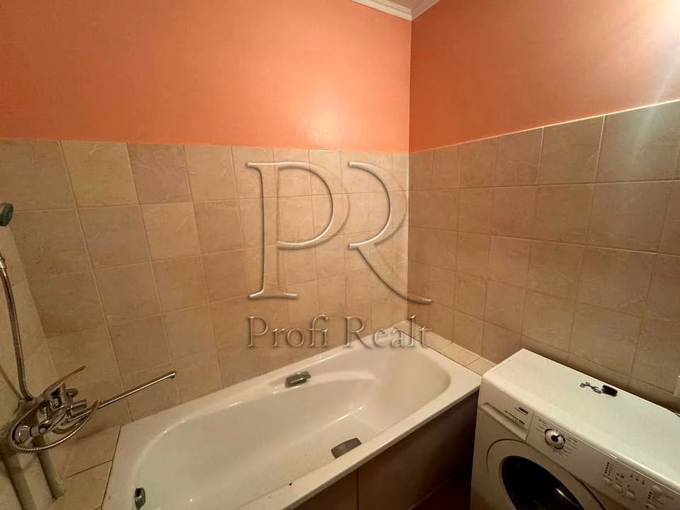 Apartment. Urlivska Street, Kyiv