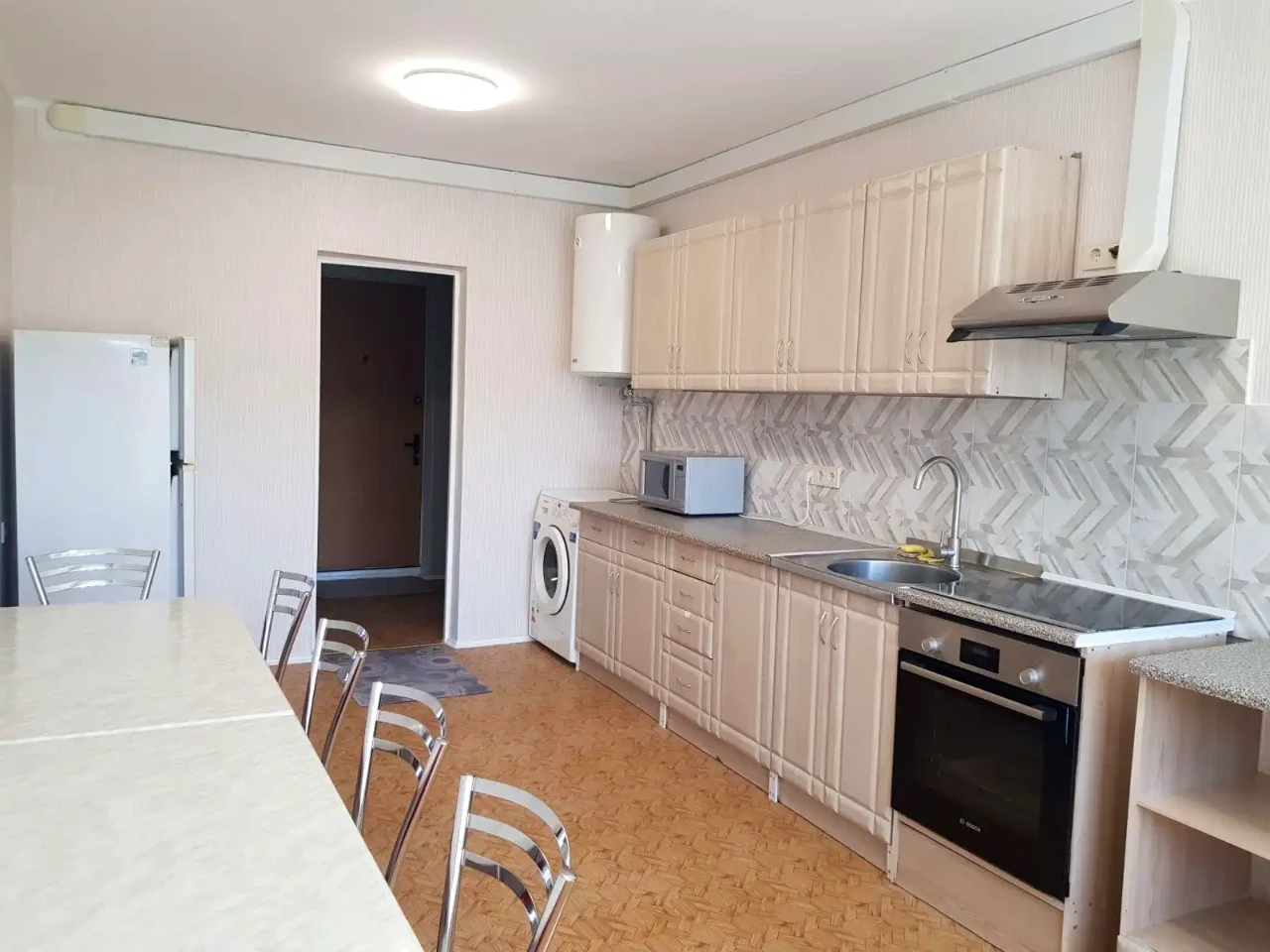 Сдается квартира 3-комн. 80,1 м² 3/25 этаж