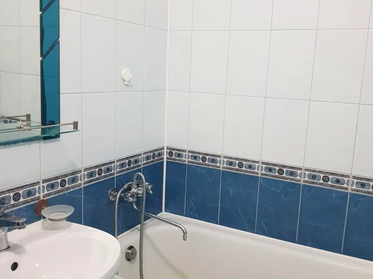 Сдается квартира 3-комн. 80,1 м² 3/25 этаж