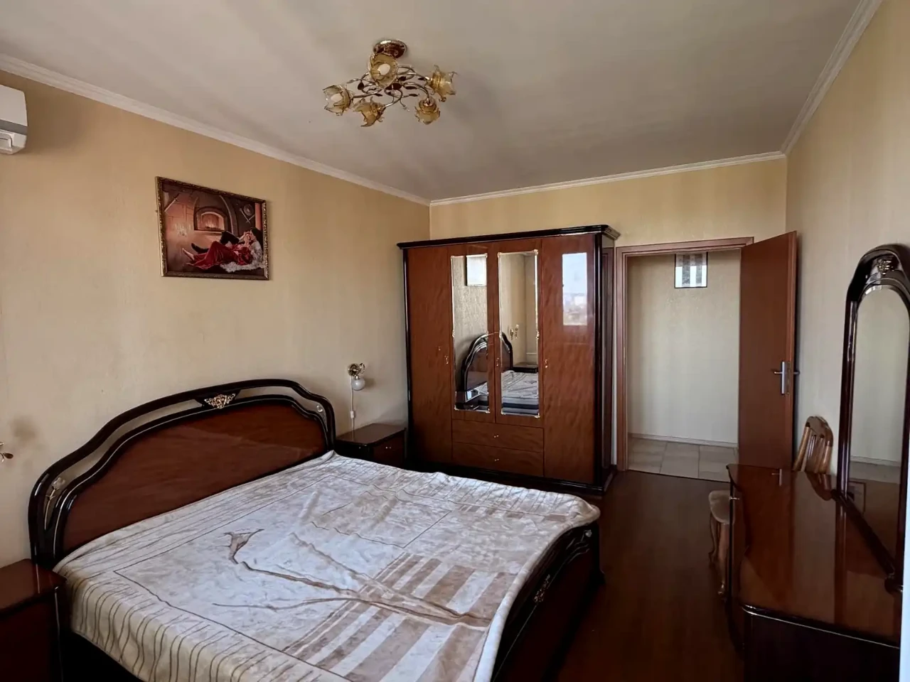 Rent 3-room apartment 110 sq.m. 16/21 floor